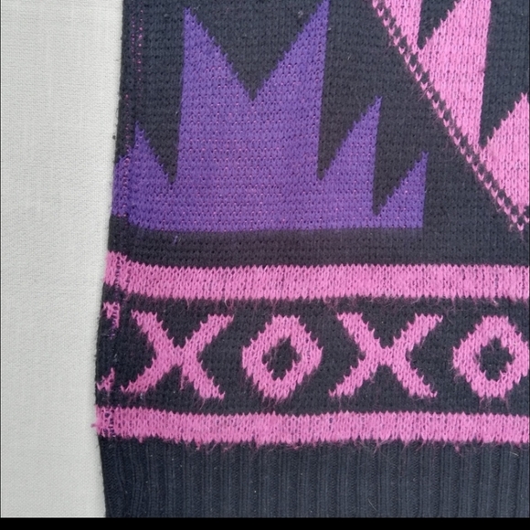 Vintage Black Aztec Sweater - Picture 4 of 7